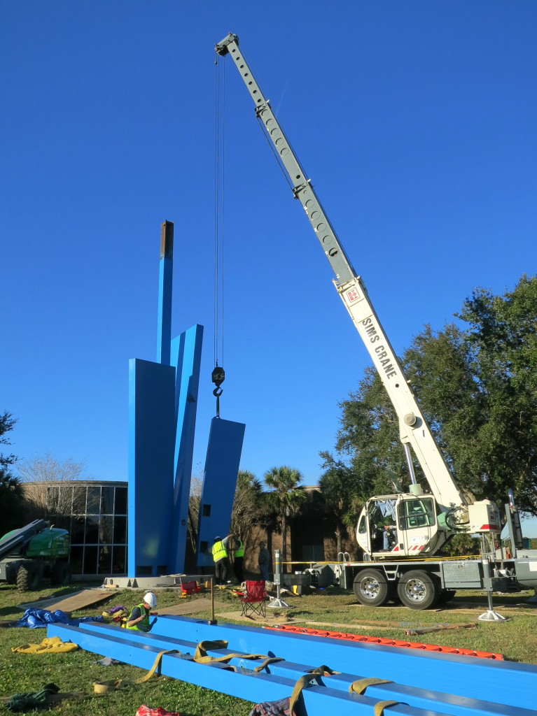 New 70 Foot Tall Sculpture Added To Loch Haven Park Bungalower