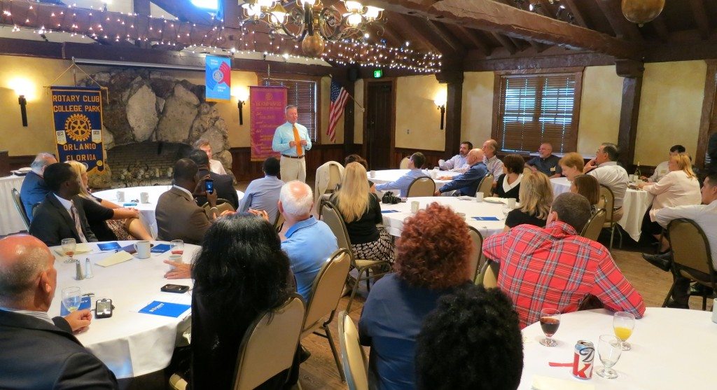 Mayor Dyer Speaking to College Park Rotary Club