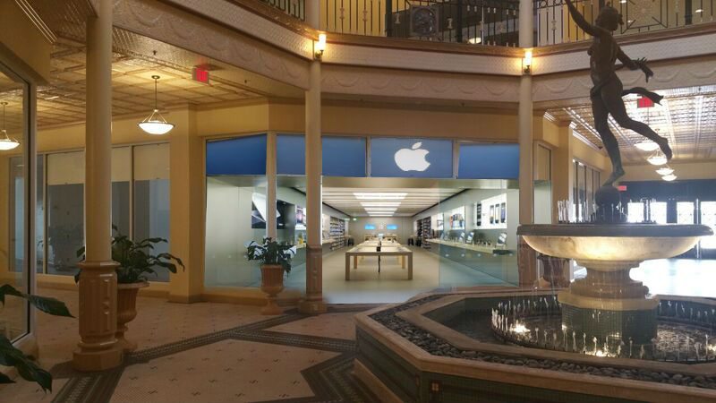 Apple Store - Orlando, Florida, The store was surprisingly …