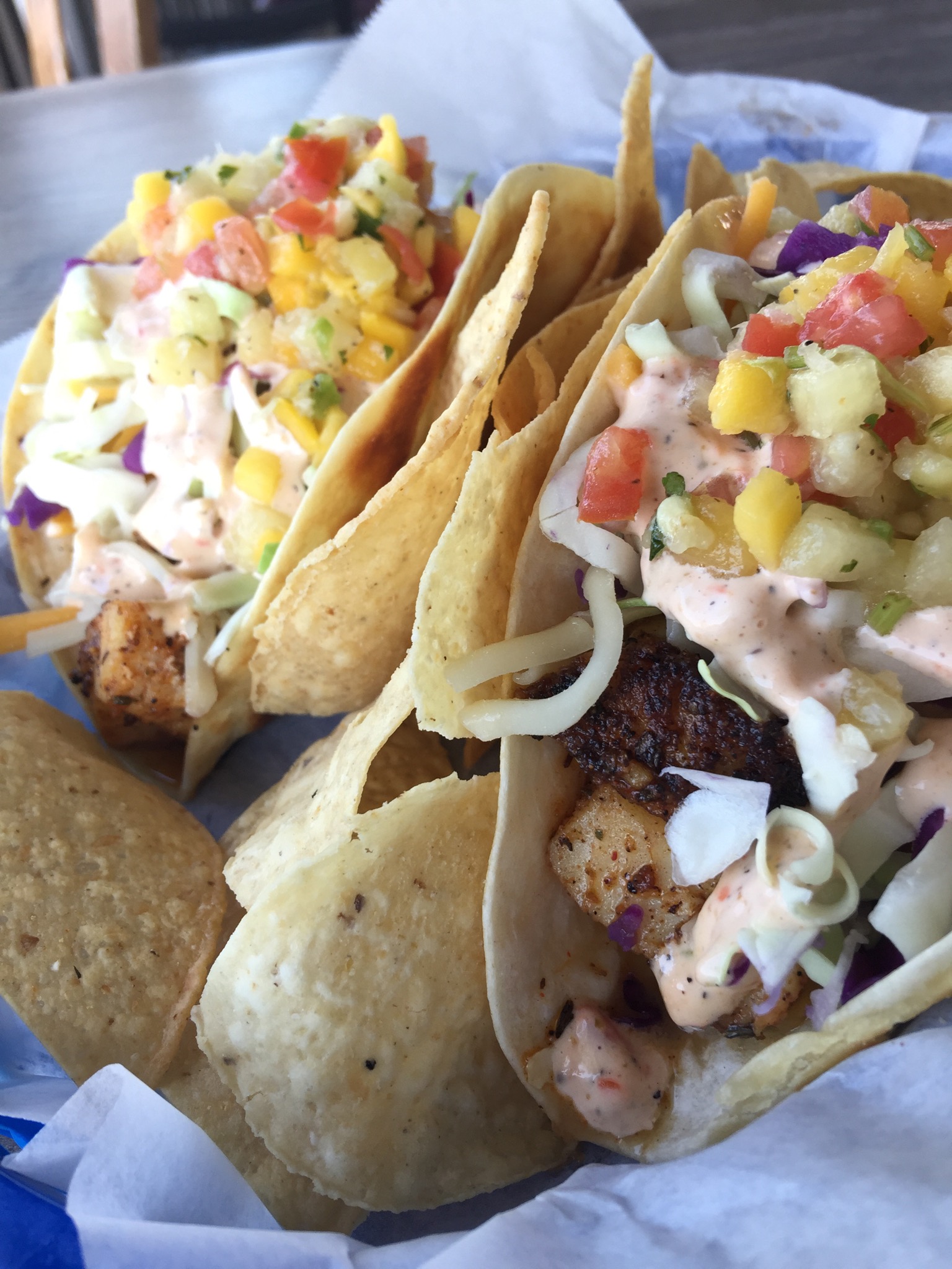 LOCAVORE: FISH TACOS AT JIMMY HULA'S - Bungalower