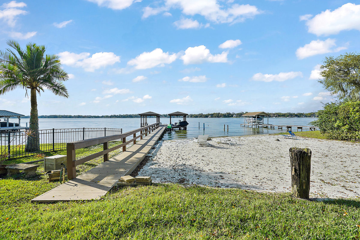 House of the Day 5/3 Lakefront Belle Isle home asking 820,000